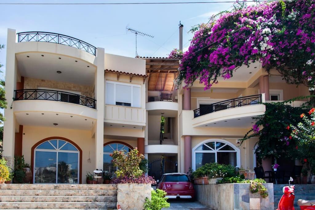 Lenico Beachfront Suites Agia Pelagia Exterior foto