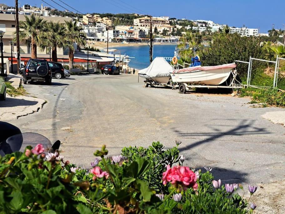 Lenico Beachfront Suites Agia Pelagia Exterior foto